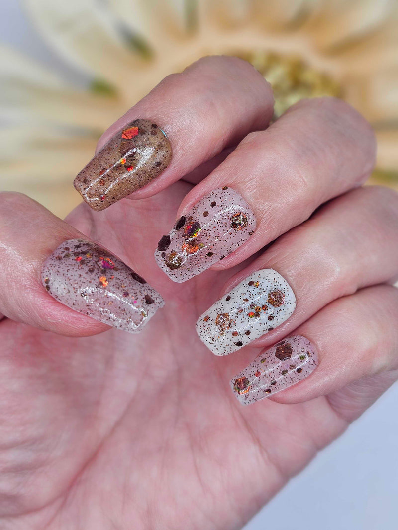 D1502 Birch Haven Brown Glitter Dip Powder