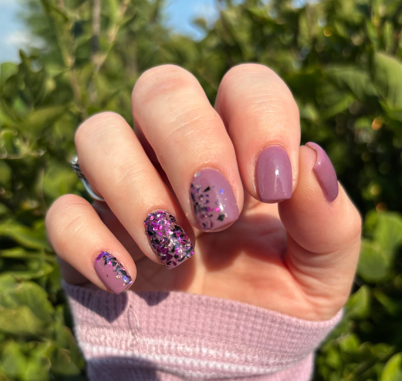 Dip Powder D942 Thistle Purple Creme Dip Powder