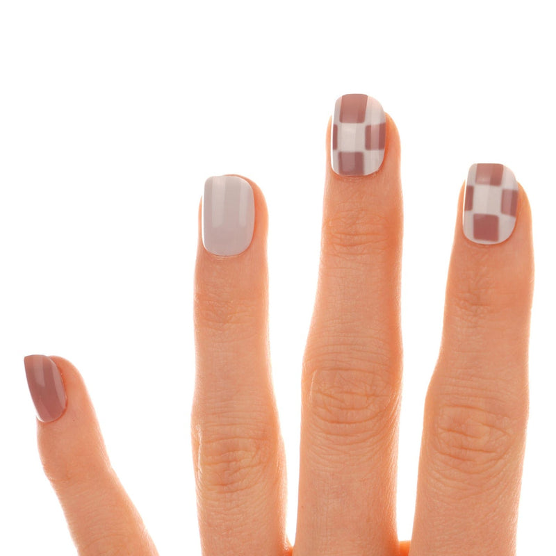 Press Ons Check Mate | Gloss Short Square Press-On Nails